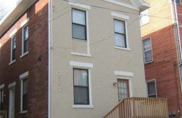 2357 Victor Street photos photos