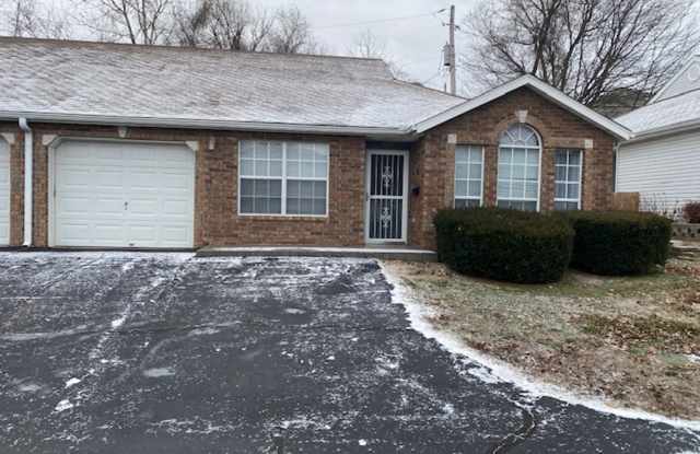 GREAT LOCATION! NICE 2 BEDROOM 2 BATH IN JOPLIN-$1200 RENT-$1200 DEPOSIT Gallery 1