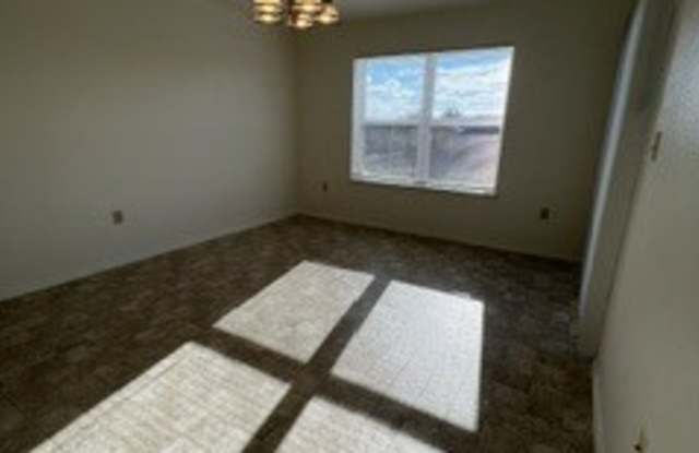 328 Sacajawea Court Gallery 4