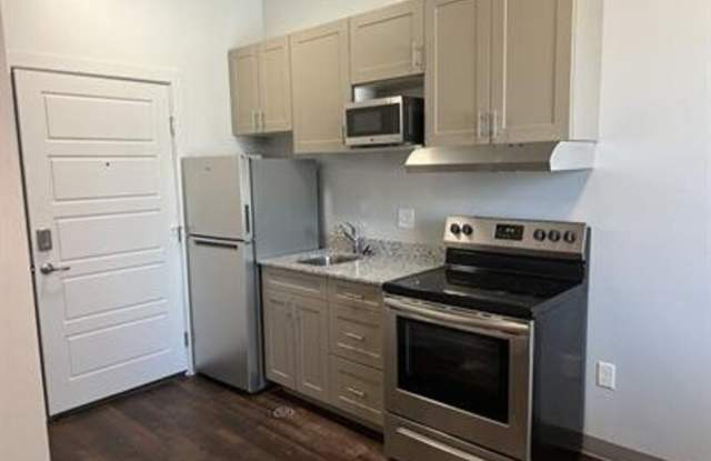 435 South 400 East Gallery 2