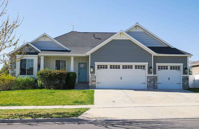 3 bedroom, 2 bathroom Saratoga Springs Home photos photos