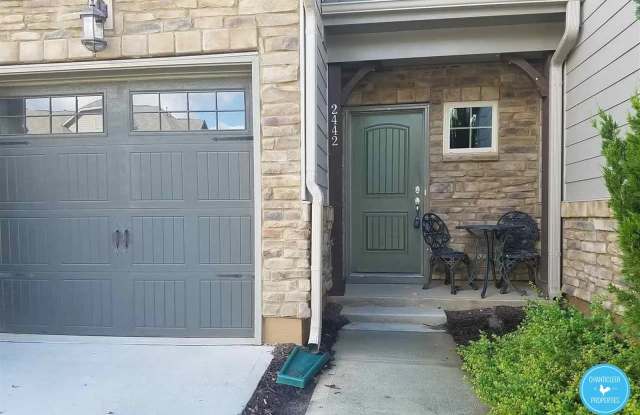 2442 Baslow Drive - 1 Gallery 2