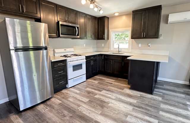 732 Twin Oaks Avenue - 1 Gallery 3