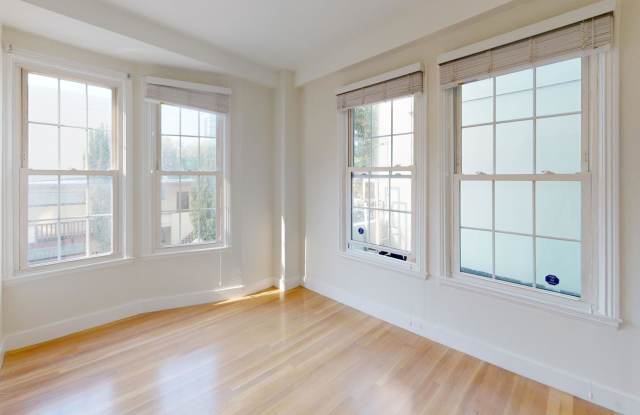 1635 Gough Street photos photos