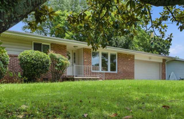 4727 Briarwood Drive photos photos 4727 Briarwood Drive photos photos