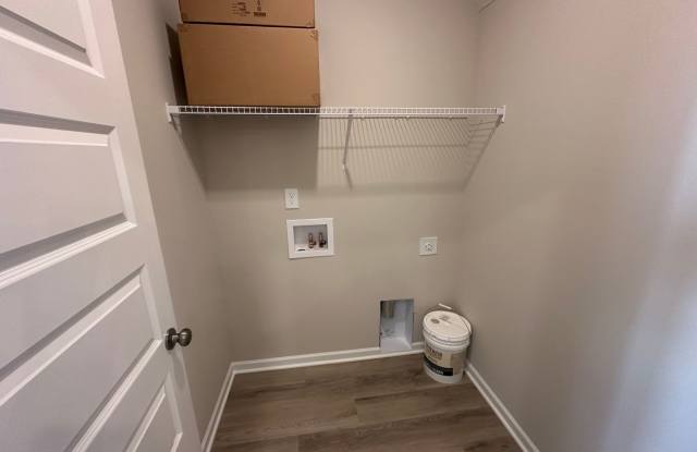4 Bed 3 Bath Townhome Near The Heart Of Shelbyville Gallery 4