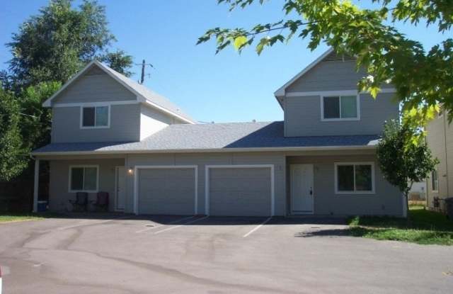 Townhome In A Great Location - 223 Hudson Avenue, Nampa, ID 83651 Townhome In A Great Location - 223 Hudson Avenue, Nampa, ID 83651
