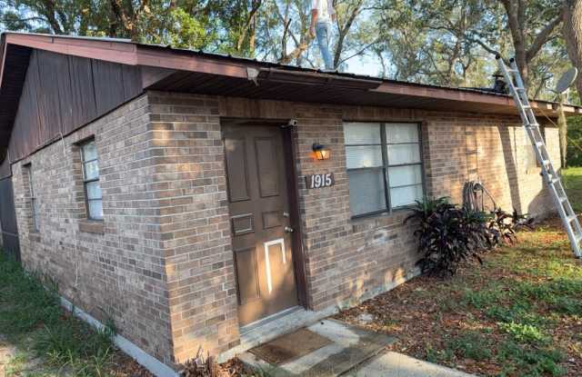 1915 Melady Avenue Gallery 2