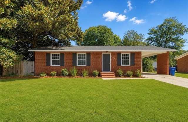 4438 Wellington Drive Gallery 1