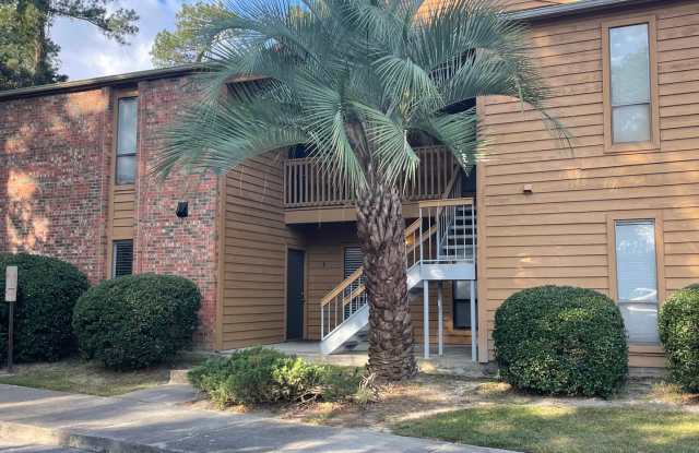 Charming Condo at Springhill Condominiums Near I-77 photos photos