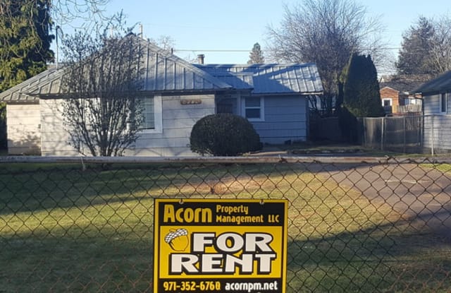 4019 Southeast 98th Avenue - 4019 Southeast 98th Avenue, Portland, OR 97266
