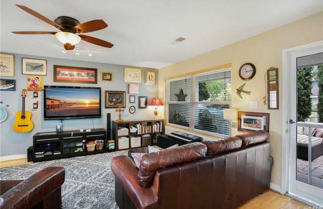 29675 Woodlake Court Gallery 4