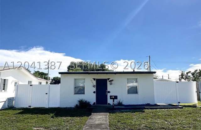 550 NW 15th Ct Gallery 4