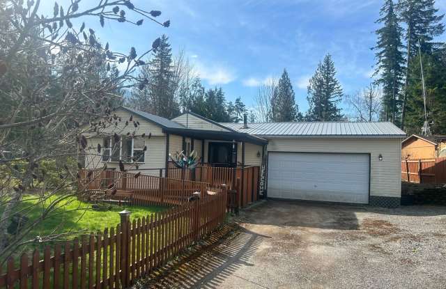 Adorable 2 Bedroom House for Rent in Maple Falls - 8510 Cimarron Way, Peaceful Valley, WA 98266
