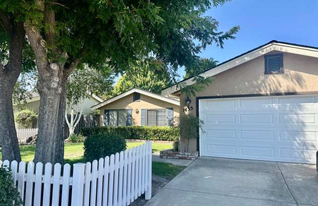 One story gorgeous home in the highly desirable Gilroy school zone and area!! Call today! photos photos