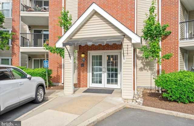 3313 WYNDHAM Circle unit: 4218 photos photos