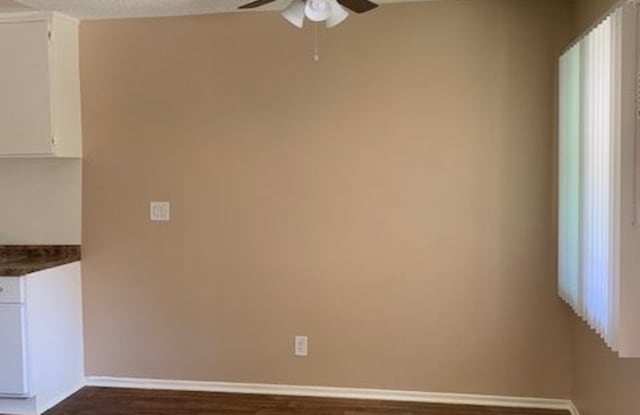7709 Lankershim Blvd - 7709 Lankershim Boulevard, Los Angeles, CA 91605