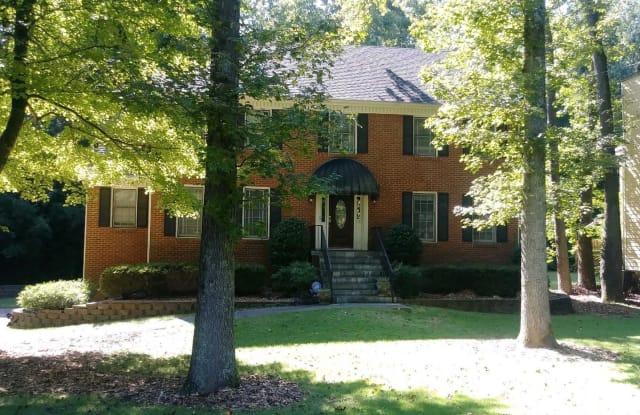 7110 Northgreen Dr - 7110 Northgreen Drive Northeast, Sandy Springs, GA 30328