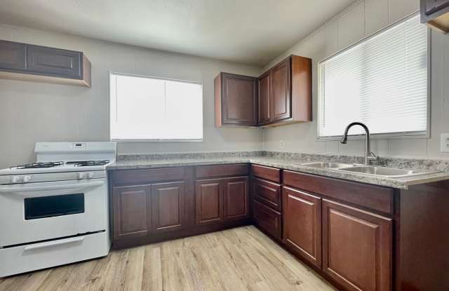 2 Bedroom / 1 Bathroom Duplex Unit photos photos 2 Bedroom / 1 Bathroom Duplex Unit photos photos