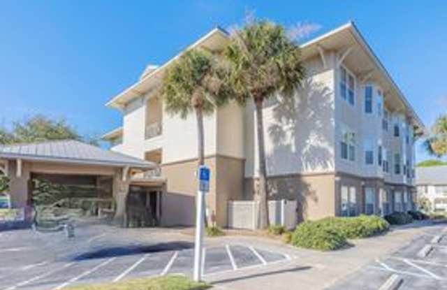 Furnished Two Bedroom Condo in the Center of Destin photos photos Furnished Two Bedroom Condo in the Center of Destin photos photos