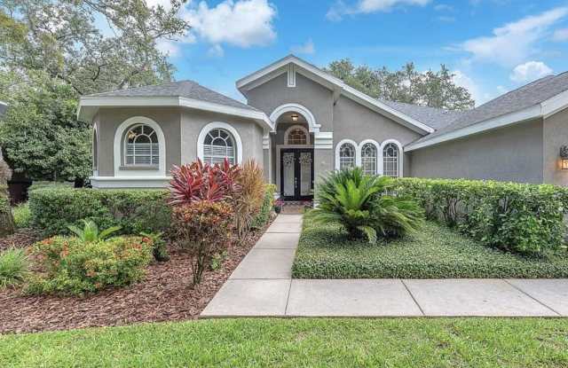 5/3.5 Pool Home, Cul‑de‑Sac, large military presence photos photos