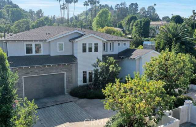 17950 Rancho Street photos photos