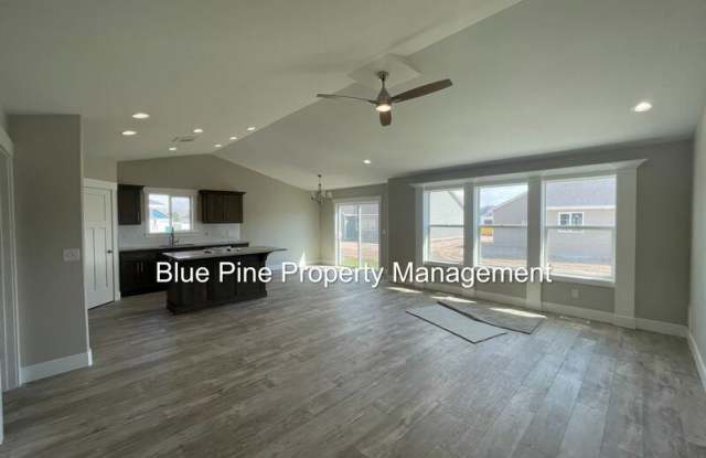 1924 Harrington Cir Gallery 4