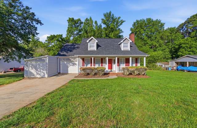 Spacious 4BR with Beautiful Backyard Retreat! photos photos
