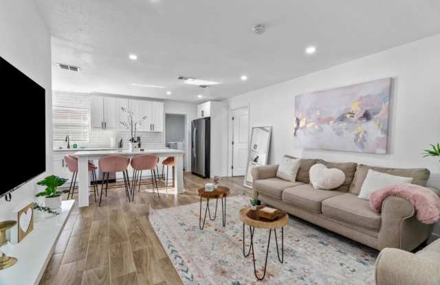 Modern 4BR South Tampa Home | Yard | Near the Bay photos photos