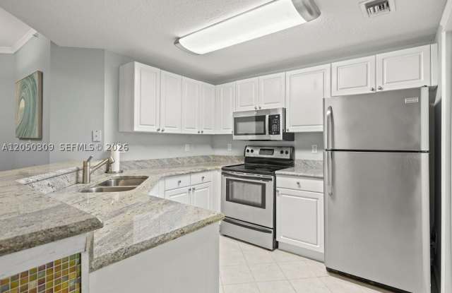 5060 Fairways Cir Gallery 3