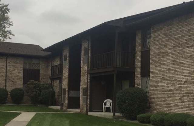 266 East Thirteen Mile Road photos photos