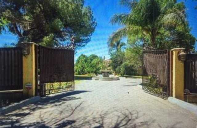 5717 MELVIN Avenue photos photos