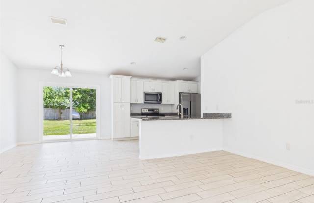 4309 SW 143RD LANE Road Gallery 4