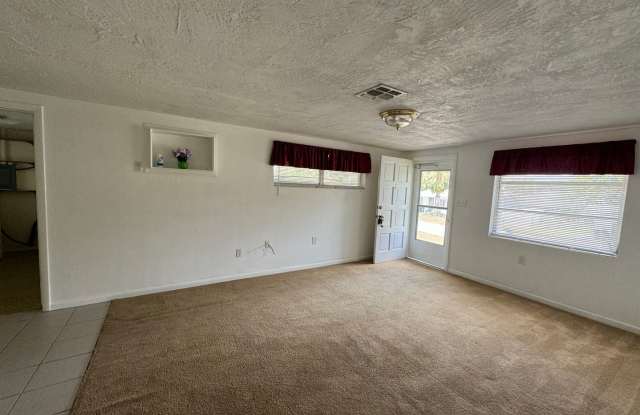 Two bedroom one bathroom home Gallery 3