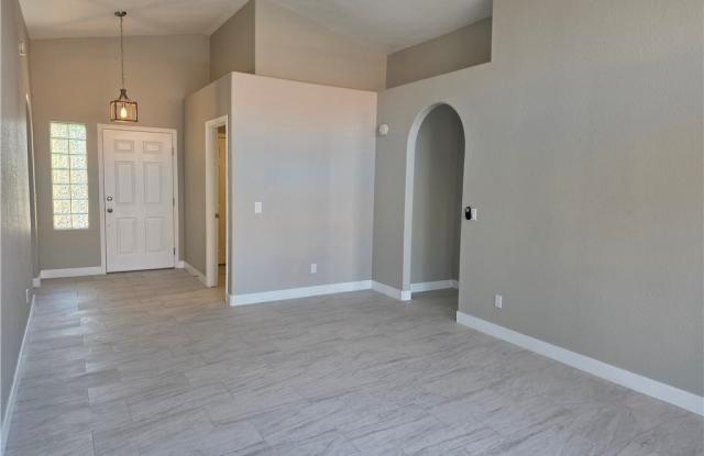 1193 Pawnee Drive Gallery 4