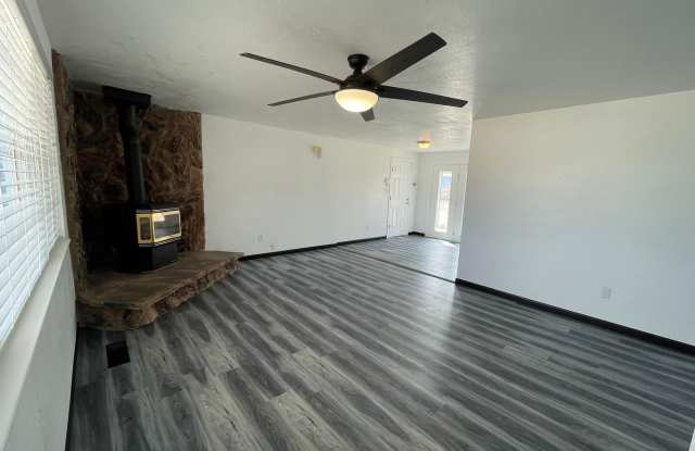 Newly remodeled Carson City home Gallery 2