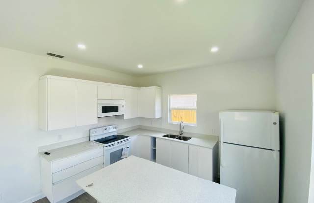 1307 Marcela Dr photos photos