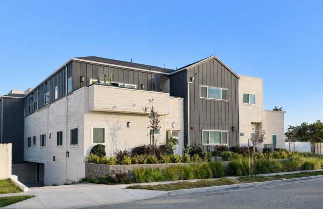 Grant Avenue A photos photos