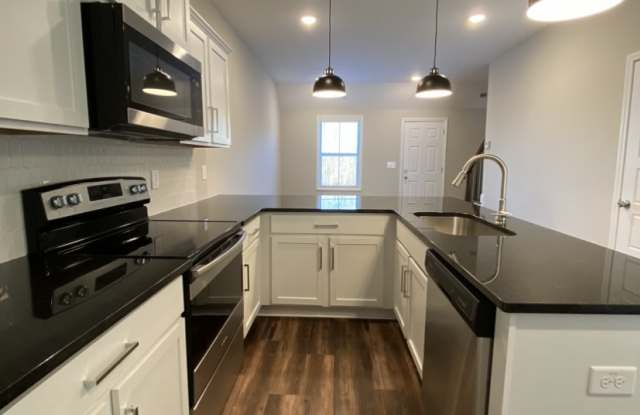 1035 Glenkirk Drive Gallery 4