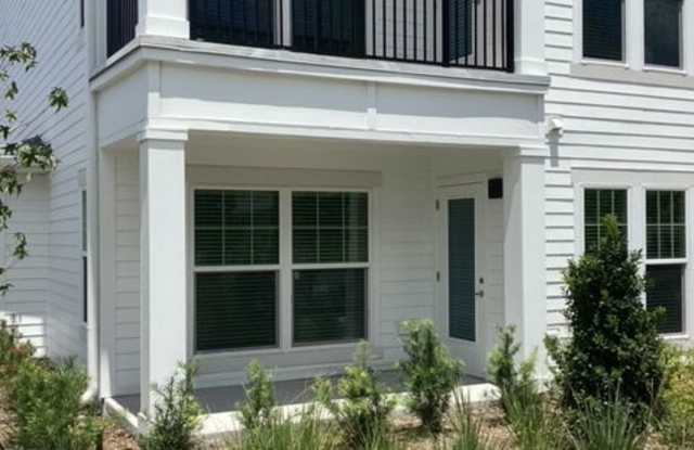 2876 Crestbend Blvd photos photos