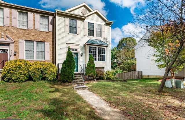 2115 COMMODORE CT Gallery 2