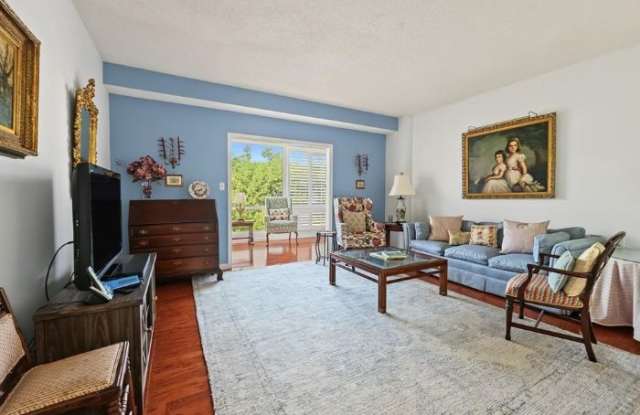 1800 Clairmont Lk Unit A703 Gallery 1