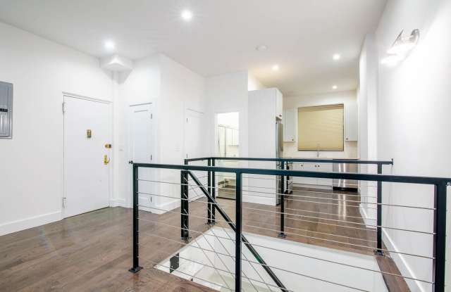 152 Thompson Street Gallery 2