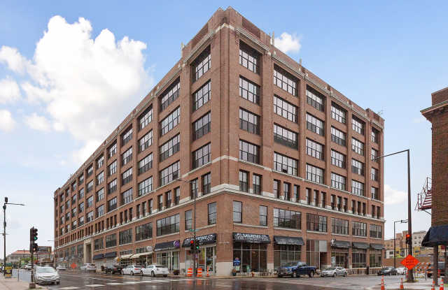 500 Robert Street North photos photos