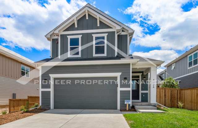 Beautiful Home with 2 Car Garage and Central A/C photos photos