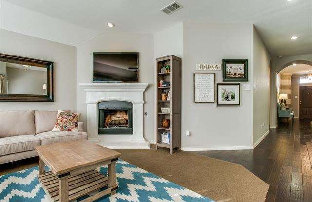 4129 Plymouth Drive Gallery 2
