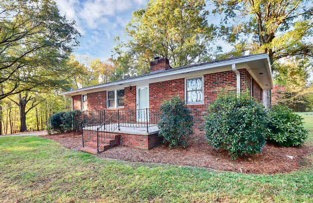 Country Setting Home Available! photos photos