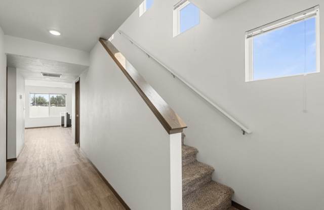 2902 North Hogan Street - 1 Gallery 4