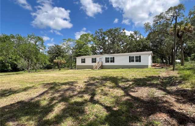 5/3 Brooksville Available Now photos photos