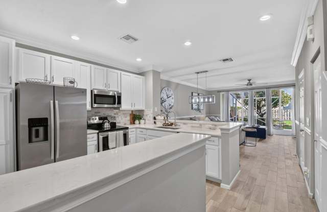 8093 BRIANTEA Drive Gallery 4